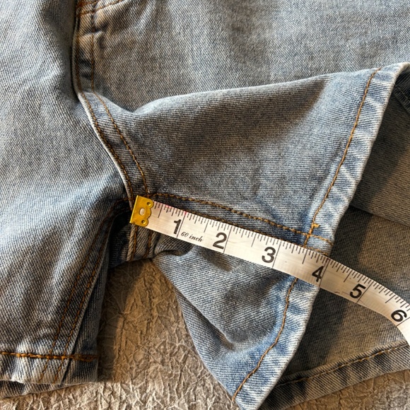 SHEIN Denim Jean Blue Wash Minimalist Bermuda Daily Shorts Size Small - Picture 10 of 12